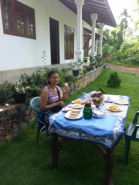 Niyuni Villas Bentota Buitenkant foto