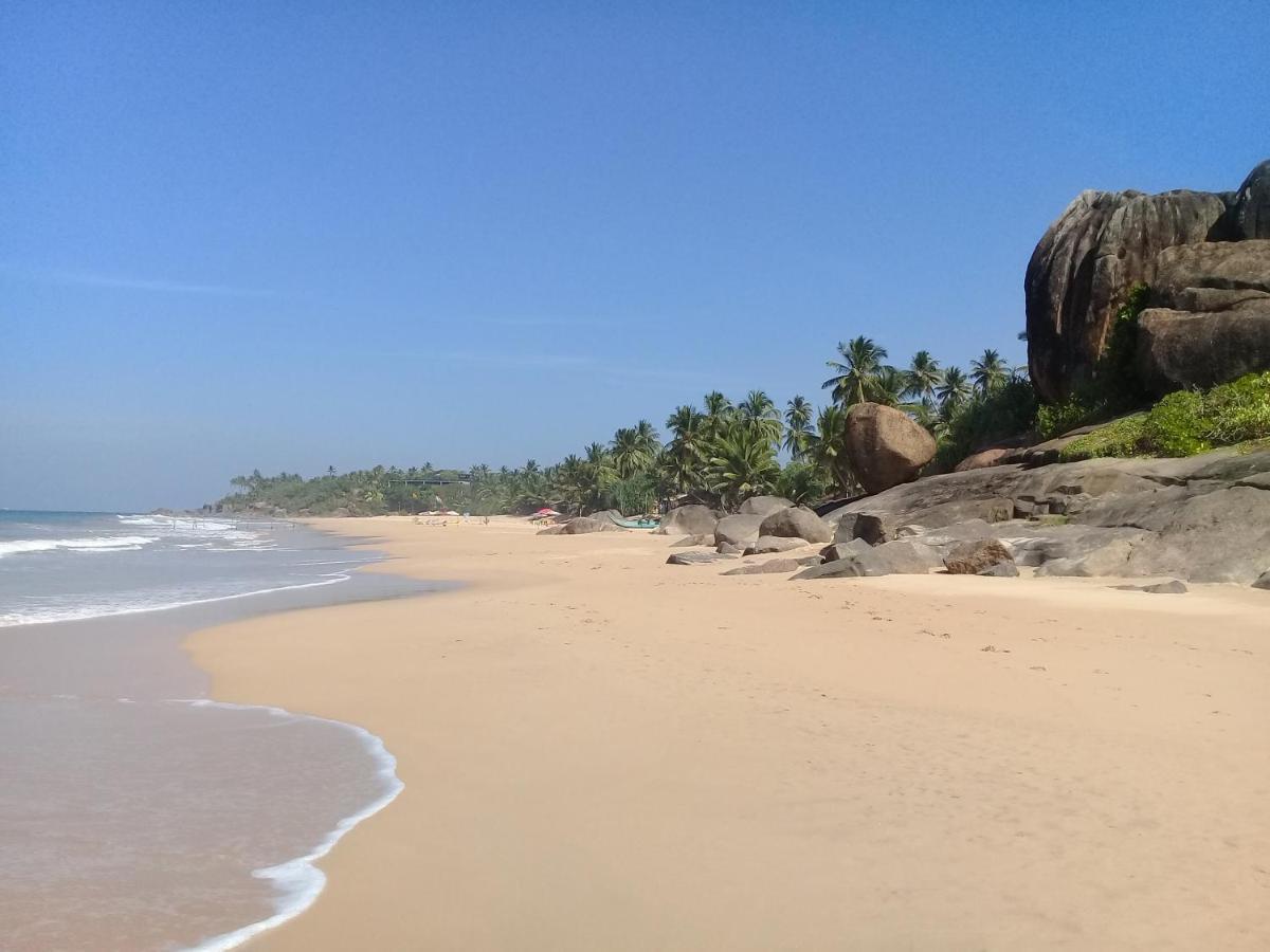 Niyuni Villas Bentota Buitenkant foto